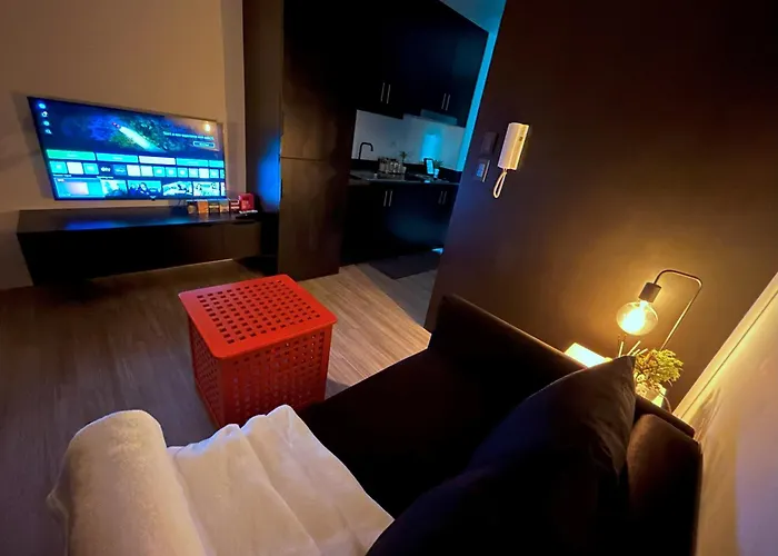 Shore 2 Residences - Takya's Staycation * Manila