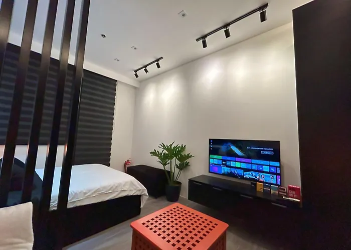 Aparthotel Shore 2 Residences - Takya's Staycation