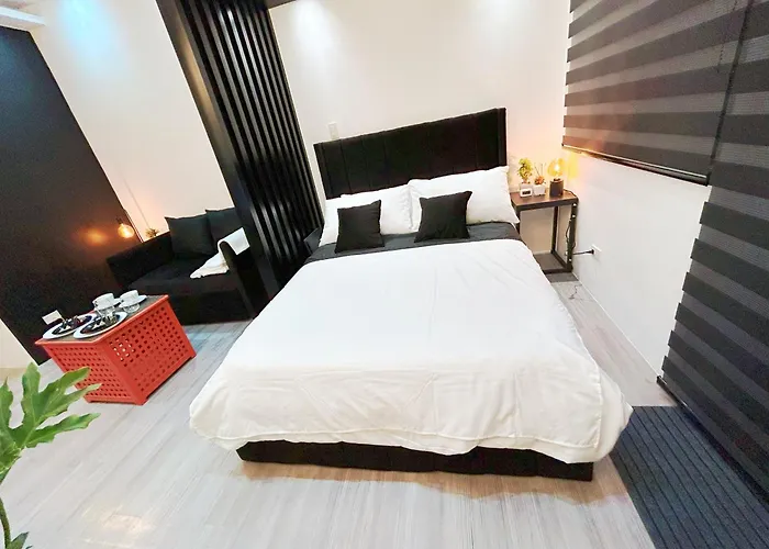 Aparthotel Shore 2 Residences - Takya's Staycation